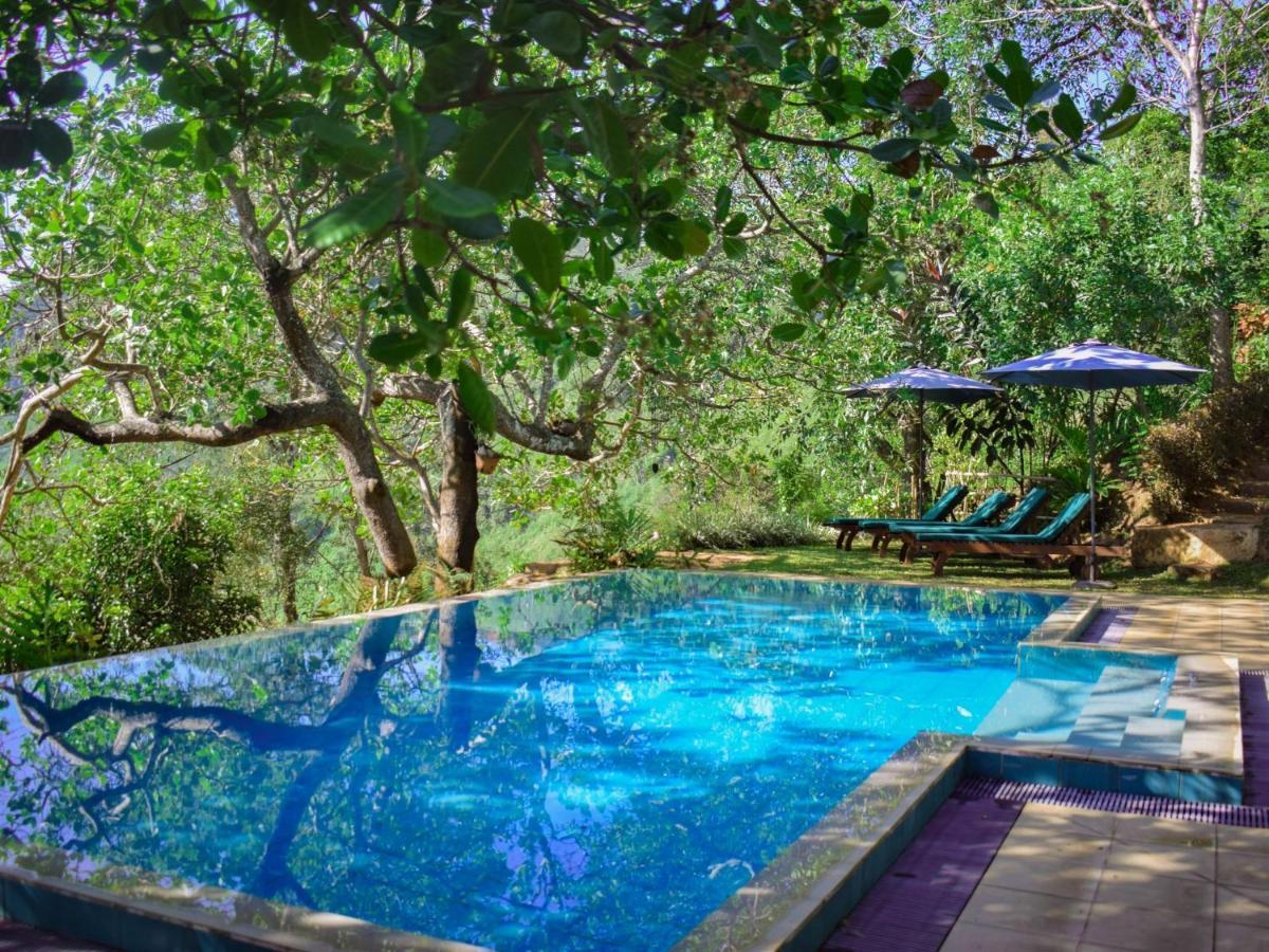 Отель Aqua Exotica Wellness Retreat Гампола Экстерьер фото